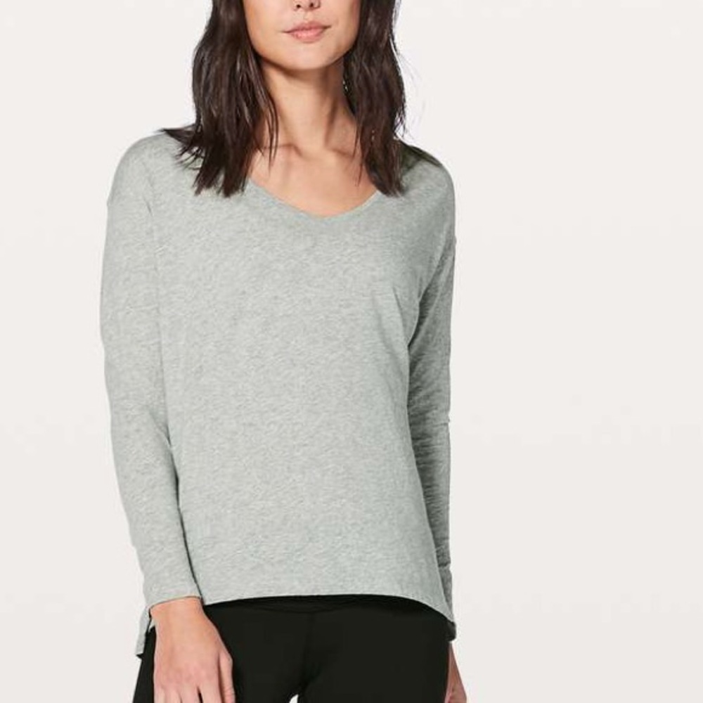 Lululemon Back In Action Long Sleeve V Women's Gray Top